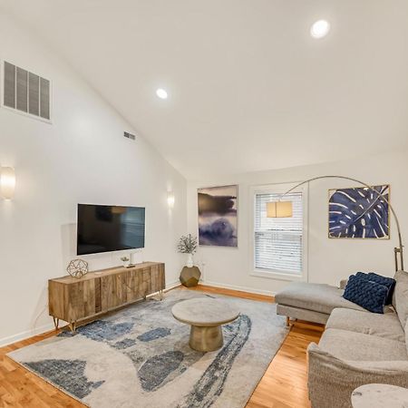 Charming 2Br Bungalow 4 Minutes To Duke University Durham Bagian luar foto