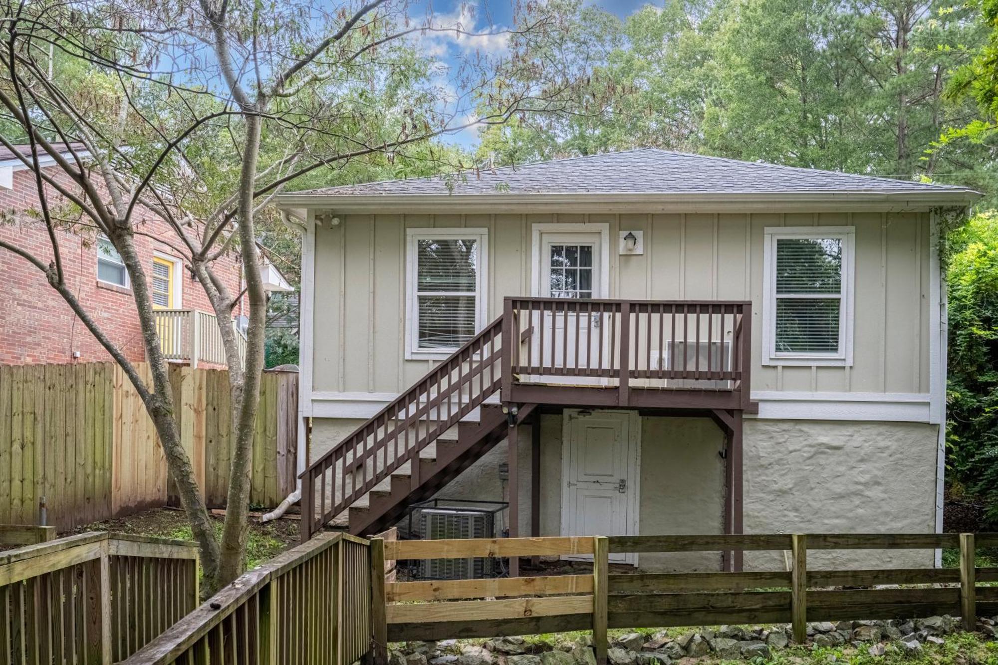 Charming 2Br Bungalow 4 Minutes To Duke University Durham Bagian luar foto