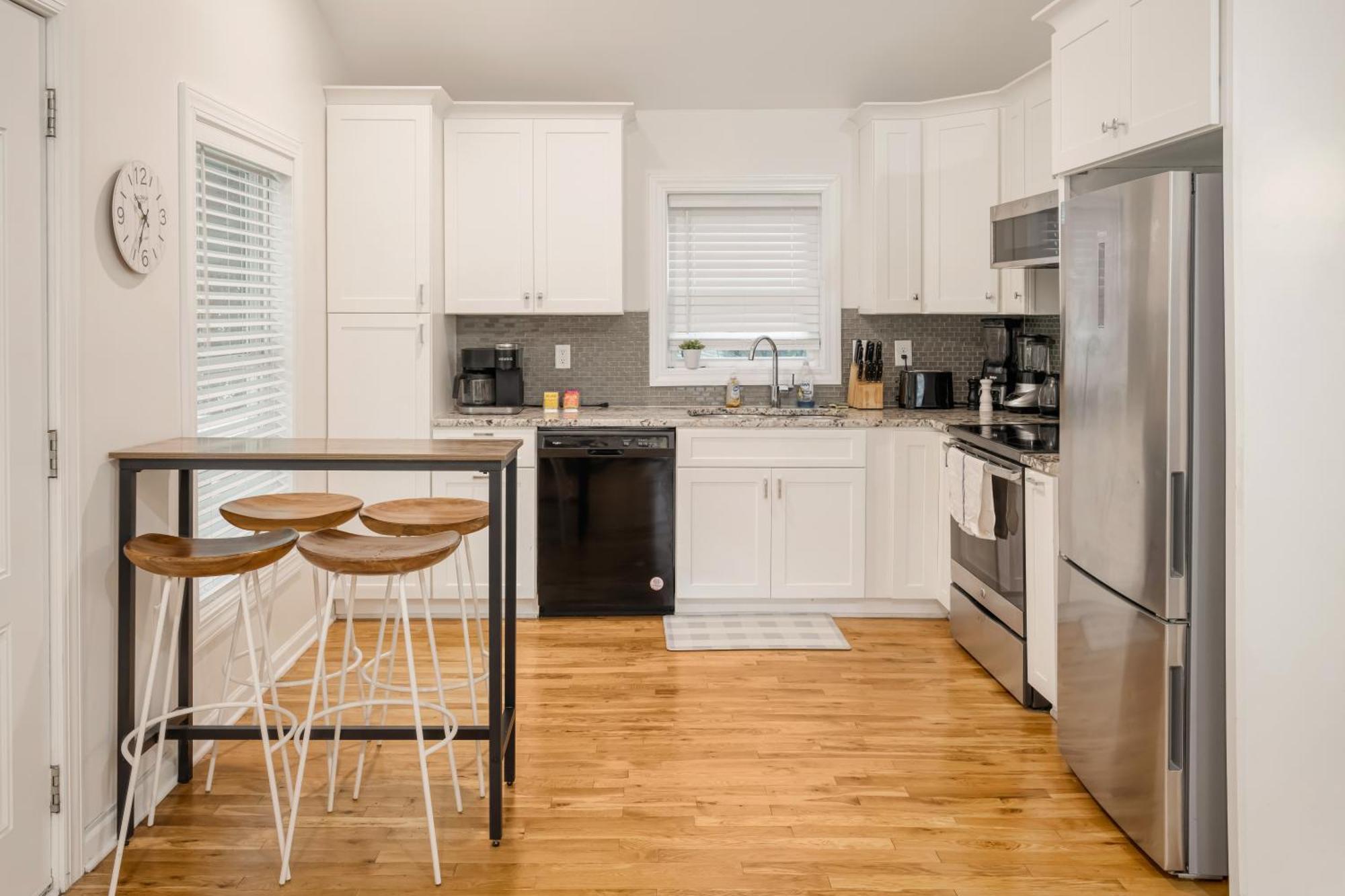 Charming 2Br Bungalow 4 Minutes To Duke University Durham Bagian luar foto