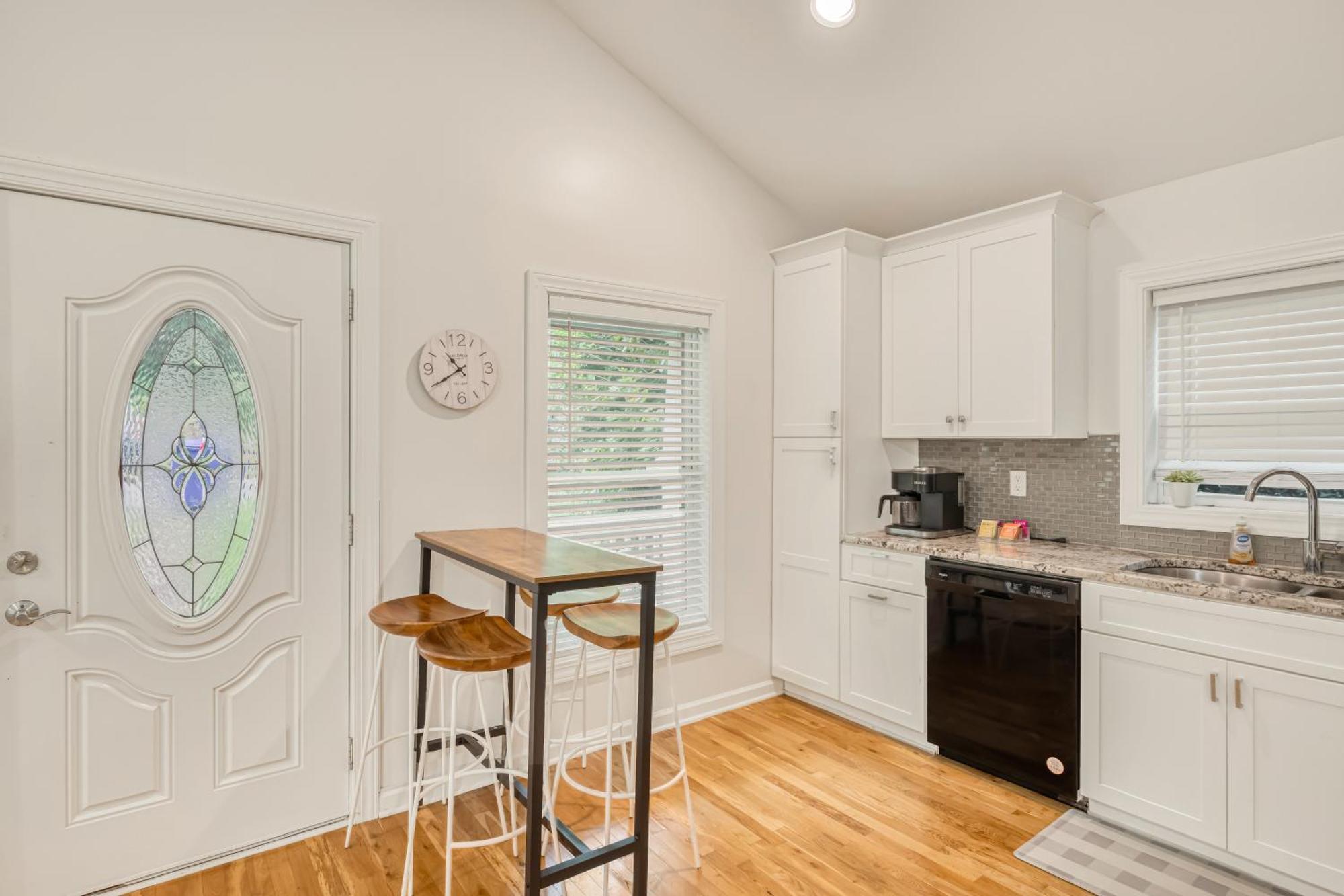 Charming 2Br Bungalow 4 Minutes To Duke University Durham Bagian luar foto